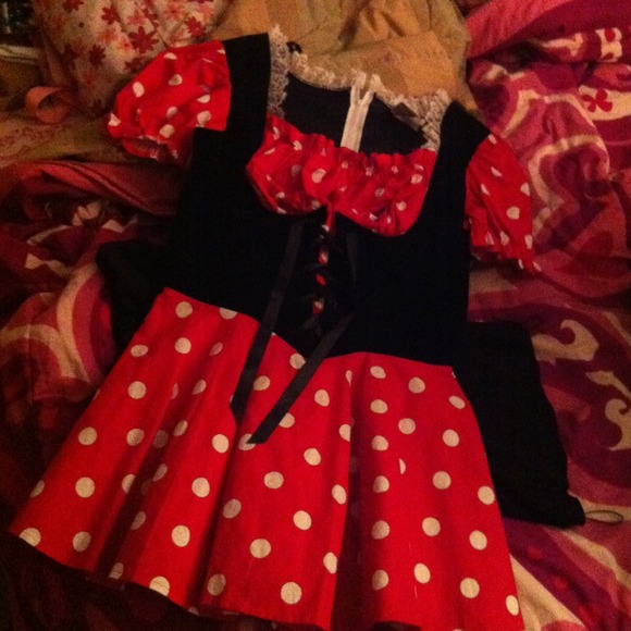 Minnie Mouse costume