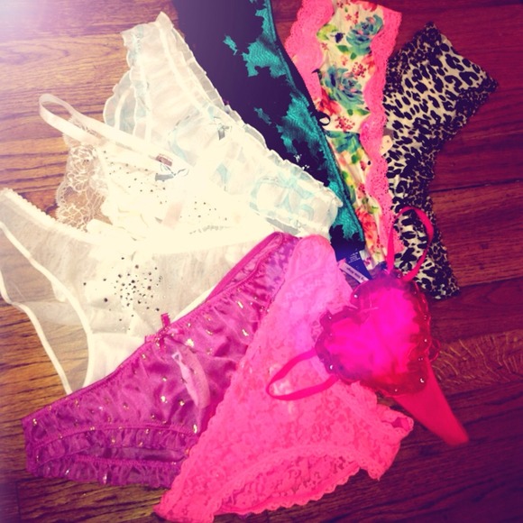 🚫SOLD🚫VS  nwt Panties. 3/$25 orig. $18+/ea