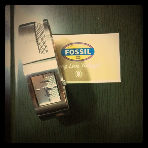Fossil Jewelry - Silver bangle watch