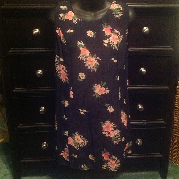 Short dress