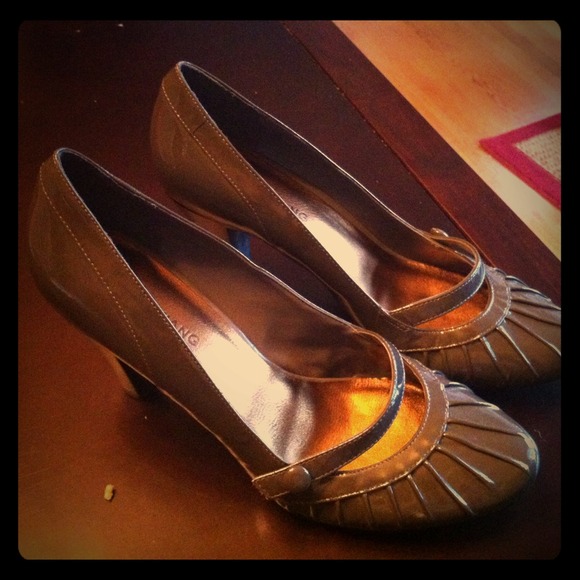 Patent grey heels - perfect for the holidays