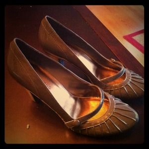 Patent grey heels - perfect for the holidays