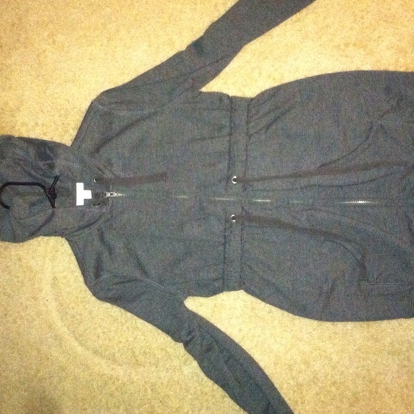 Liz Lange maternity jacket/hoodie.