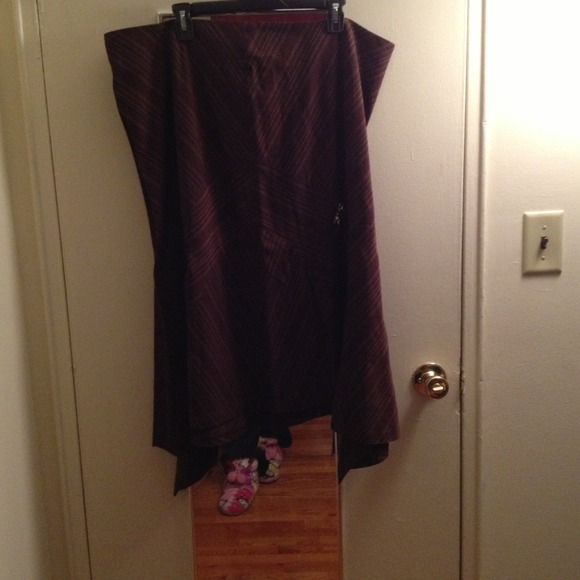 Skirt - Picture 1 of 1