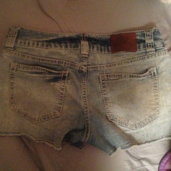 Shorts - Picture 2 of 2