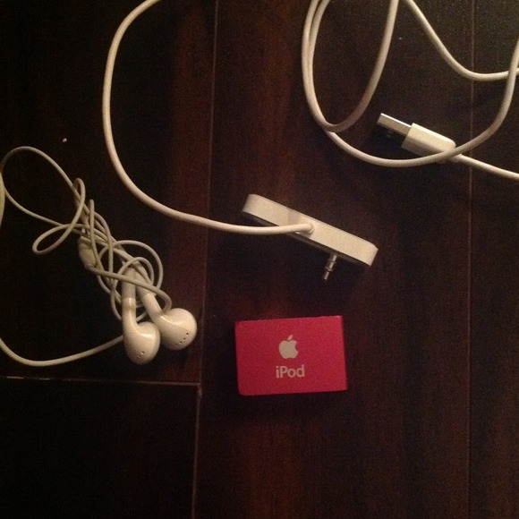 😍Brand New never USED  i iPod