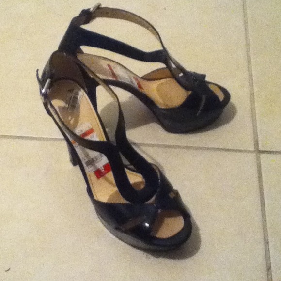 🌟NEW🌟Marc Fisher heels