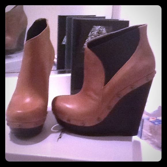 Jessica Simpson Shoes - SOLD IN BUNDLE!!!! REDUCED!!! Jessica Simpson