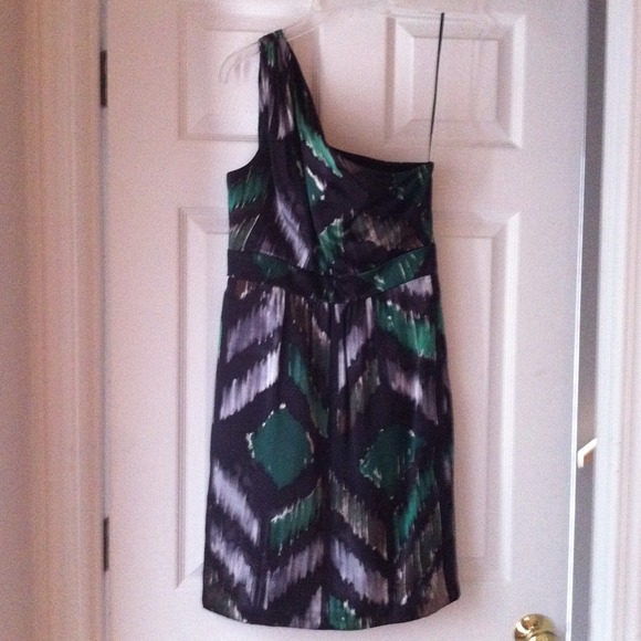 Authentic Tibi dress ~ size 4 ~ worn once! - Picture 1 of 4