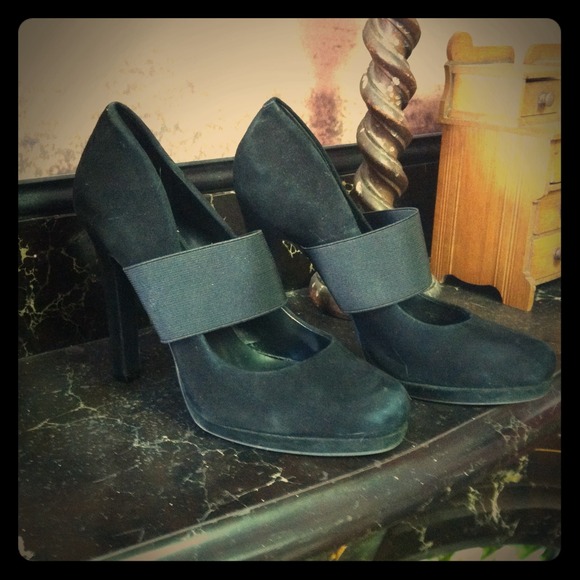 Suede Jessica Simpson platform black heels.