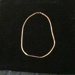 18 kt gold plated necklack