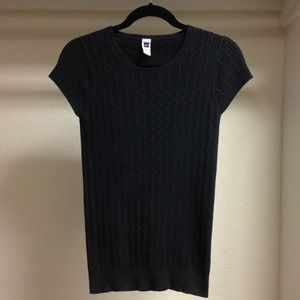 Gap black cable knit ss sweater. Size M.