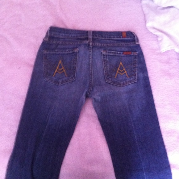 7 Jeans!