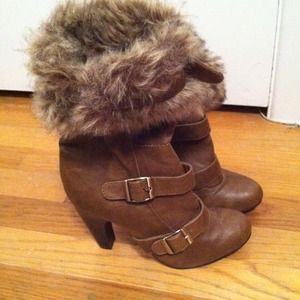 Boots - Light brown boots Boots - Light brown boots