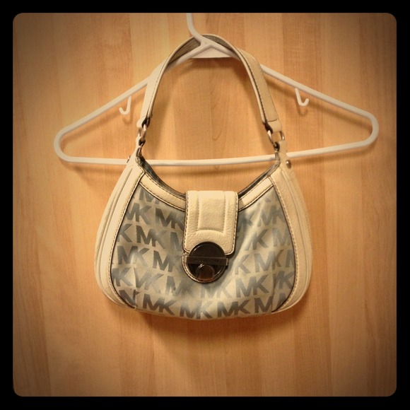 💥SOLD💥 Micheal Kors pursette 💥SOLD💥