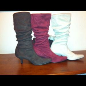 #Reserved# Stylish Deal on Boots!!!