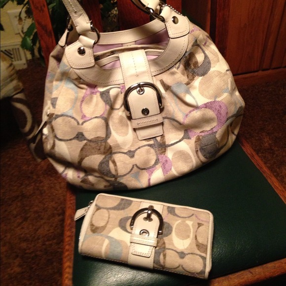 Coach purse and matching billfold