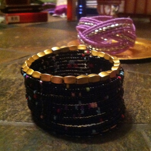 Beaded bracelets - Picture 3 of 5