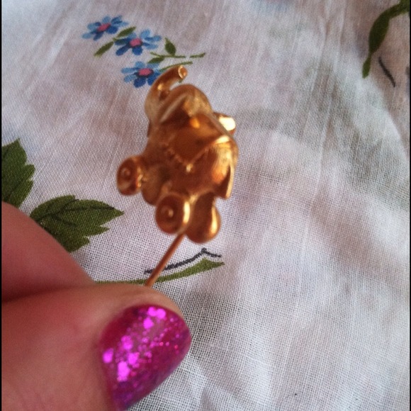 Sold*** So Cute! Vintage Elephant Pin. - Picture 3 of 4