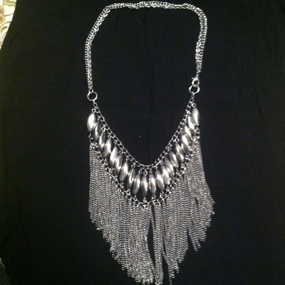 💢💢SOLD💢💢Fringe necklace