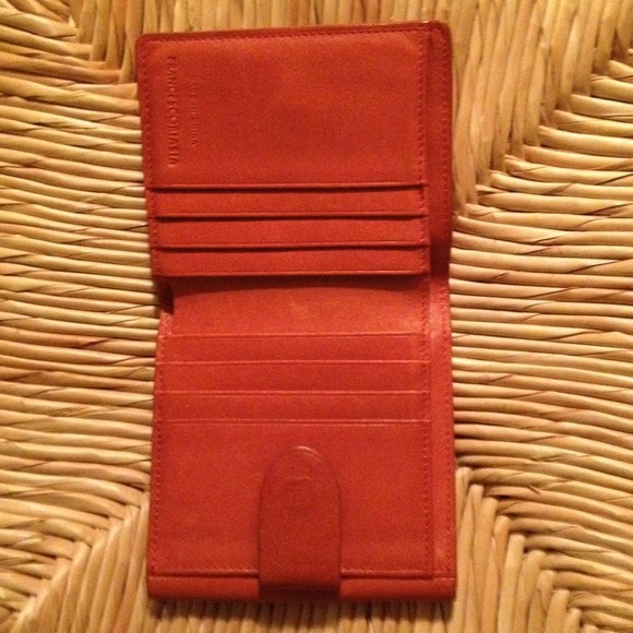 wallet - Picture 2 of 3