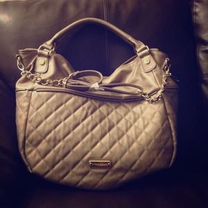 💢💢RESERVED💢💢 Steve Madden Hobo Pewter