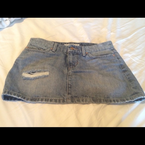 Joe's Jeans distressed denim mini skirt size 26