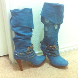 On hold🎀Blue Jean Boots!!! Bnwt!!!🎀💥