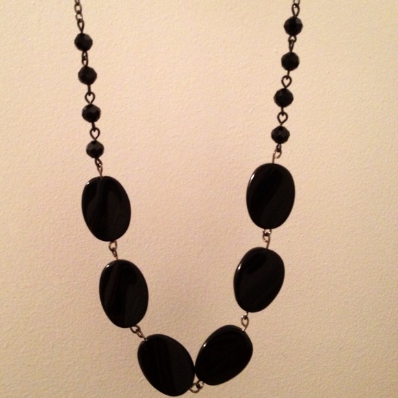 Midnight Jewelry Set - Picture 3 of 4