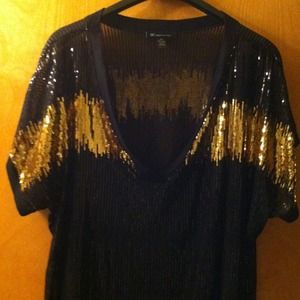 Gold/Glitter V neck sweater
