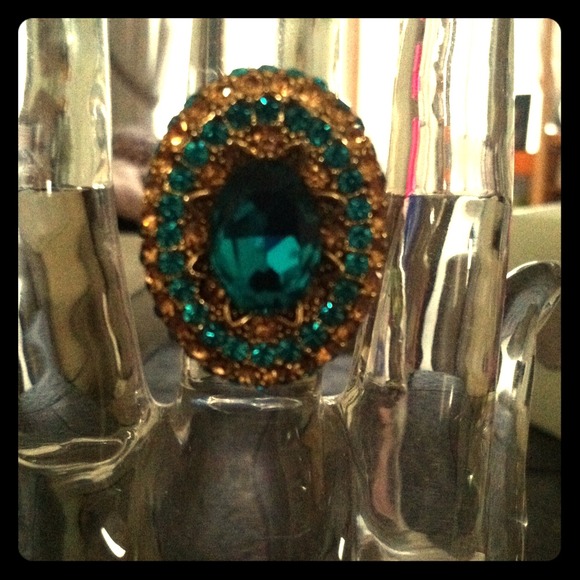 Faux Gold and turquoise ring!