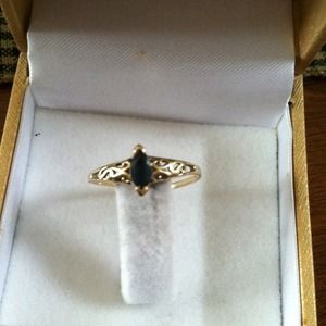 Petite blue sapphire ring