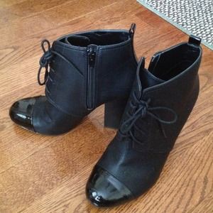Winter heel boots