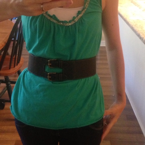 LOFT leather belt. Never been worn