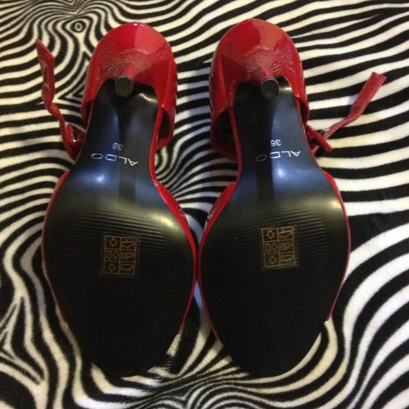Red Aldo Heels :) 💥I decide no sell ,I keep😍😘❤ - Picture 3 of 4