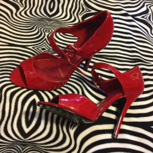 Red Aldo Heels :) 💥I decide no sell ,I keep😍😘❤ - Picture 4 of 4