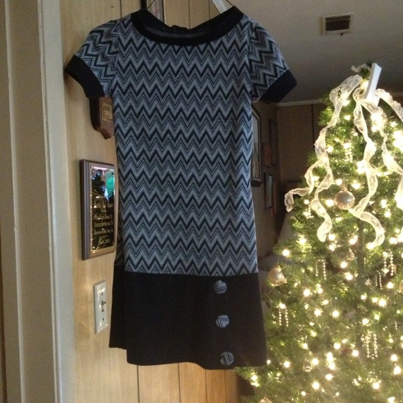 Zig zag pattern Karlie brand shirt