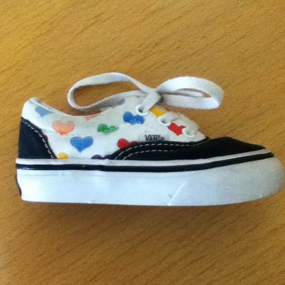 ⚠⚠⚠sold in bundle⚠⚠⚠Toddler Vans size 5