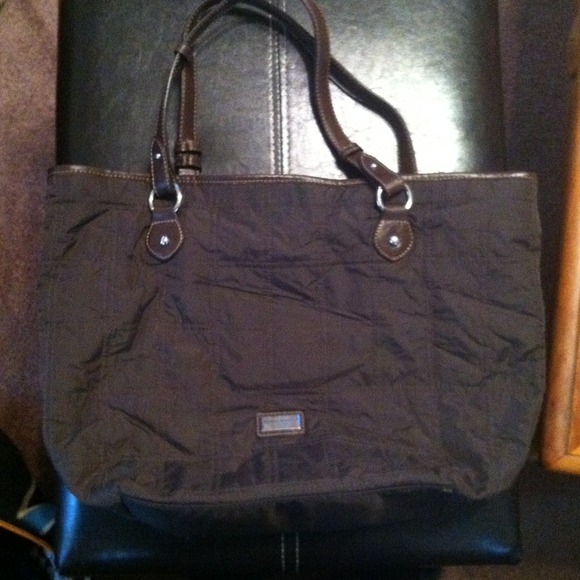 SOLD Tommy Hilfiger brown tote