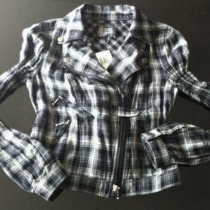 Guess top/light jacket SOLD