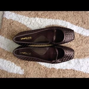 Trade for @daniella ... Brown aerosoles flats