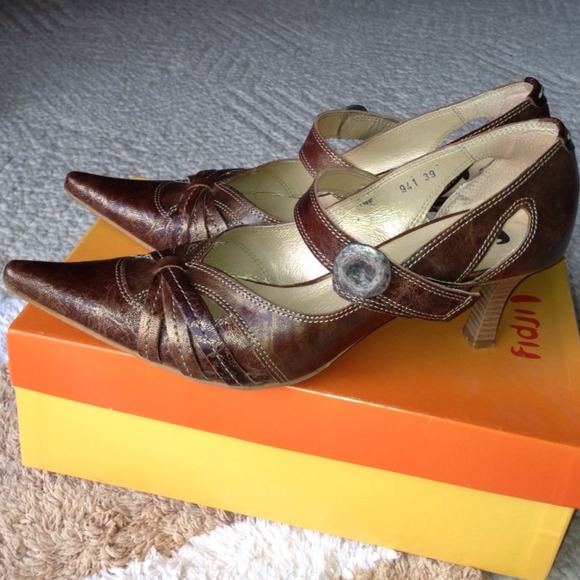 Brown Fidji shoes - SOLD