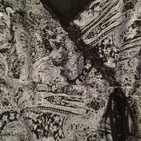 Sold in bundle - Picture 2 of 3