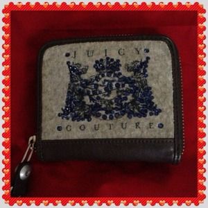 Juicy Couture wallet🌷Bundled🌷