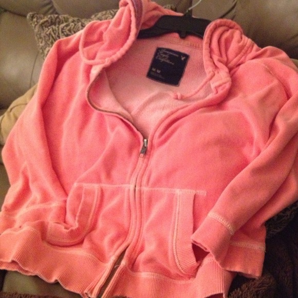 American Eagle Outfitters Pink Hoodie Sweater!