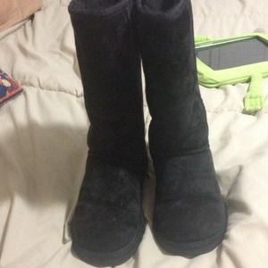 💃💃🎀🎀Reduce ***Ugg tall boots size 6 black🎀🎀