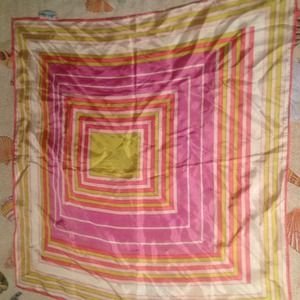 Square scarf