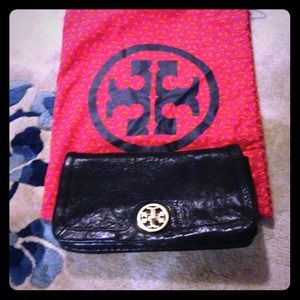 Tory burch clutch