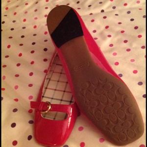 Pink coach shoes... Cute!!! Size 6