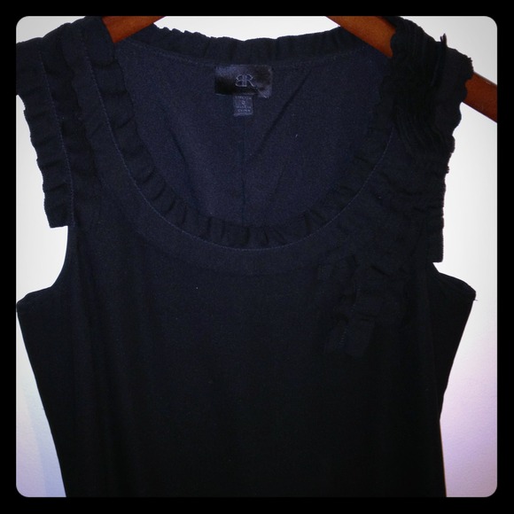 🚫SOLD🚫 Sz 2  BR dress with ruffle collar